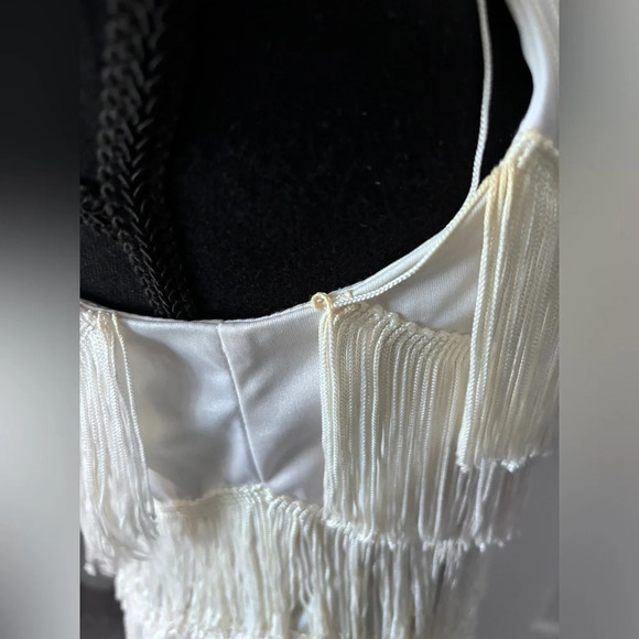 Vintage | JS Sophisticate | Tiered Cream/White Fringe Mini Dress | Size S (aprx) - Picture 7 of 10